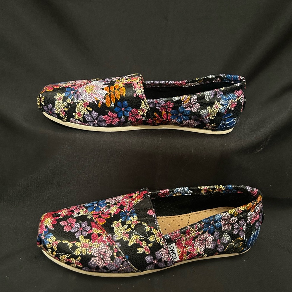 Toms Multicolor Floral Canvas Loafers